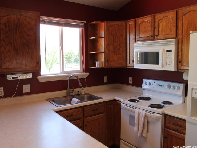 1331 S 1125 E, Clearfield, UT 84015 — photo 7
