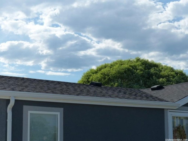 75 N 200 E, Huntington, UT 84528 — photo 3