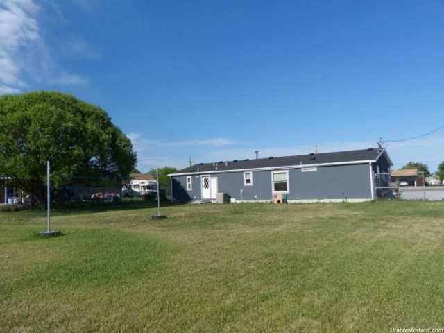 75 N 200 E, Huntington, UT 84528 — photo 5