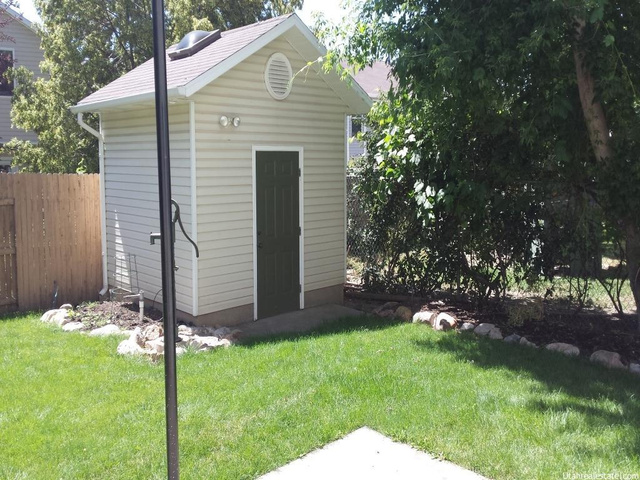 964 E 250 S, Layton, UT 84041 — photo 3