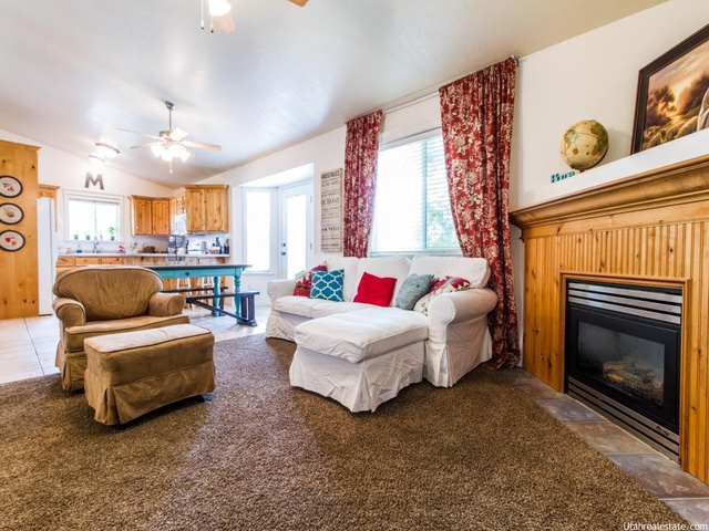 119 W 400 S, Mona, UT 84645 — photo 3