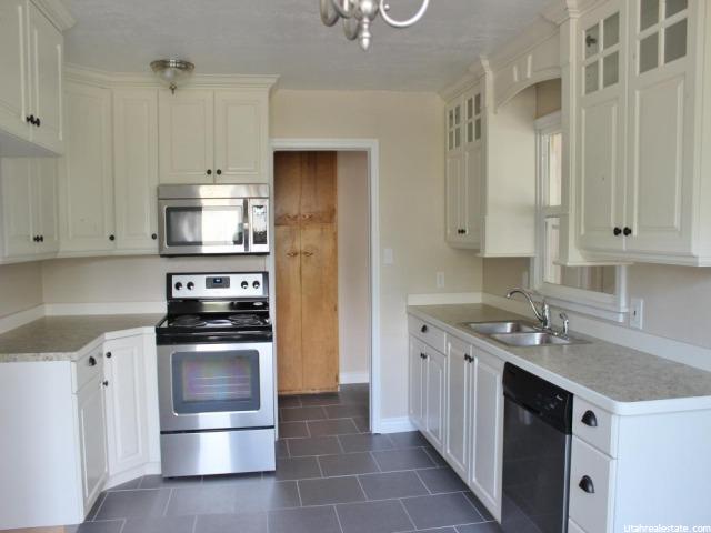 11 E 300 N, Roosevelt, UT 84066 — photo 3