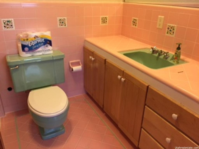 244 E Center, Bountiful, UT 84010 — photo 7