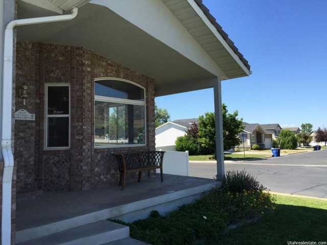 423 E Maple Cir N, North Logan, UT 84341 — photo 11