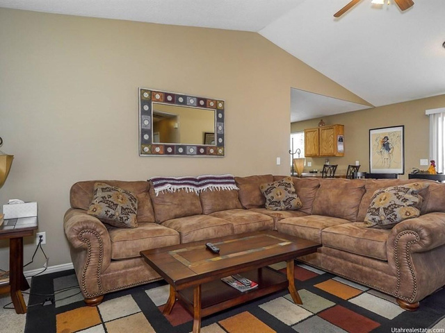 4997 S 4150 W, Roy, UT 84067 — photo 2