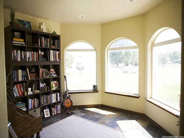 9889 Timp View Dr, Eagle Mountain, UT 84005 — photo 3