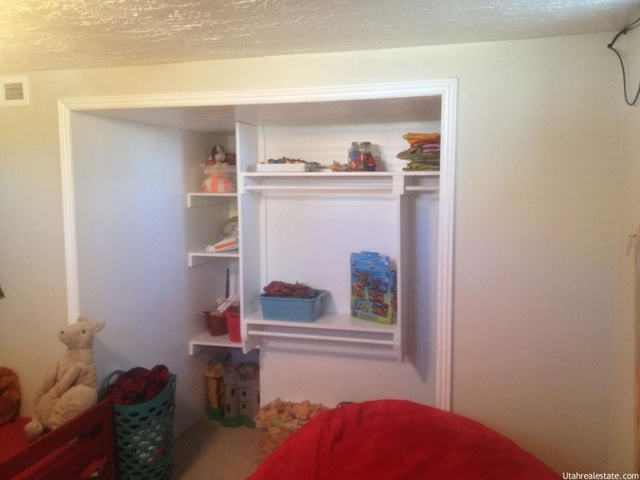 668 Crestwood Cir, Bountiful, UT 84010 — photo 12
