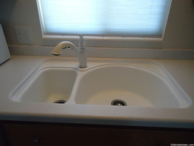 1329 W 570 N, Clinton, UT 84015 — photo 9
