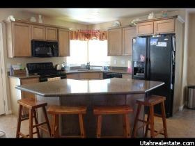 1876 N 2750 W, Clinton, UT 84015 — photo 9