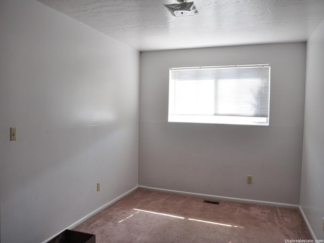 7233 S Halelani Dr E, Midvale, UT 84047 — photo 5