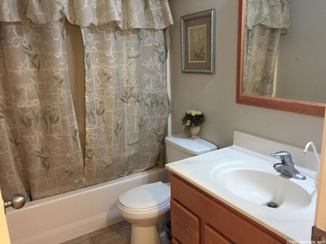 7462 S 1450 E, South Weber, UT 84405 — photo 10