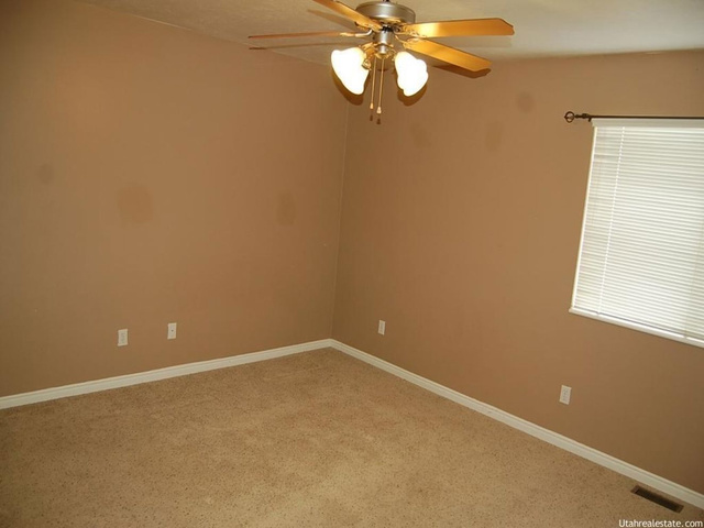 283 E 2350 N, North Ogden, UT 84414 — photo 8