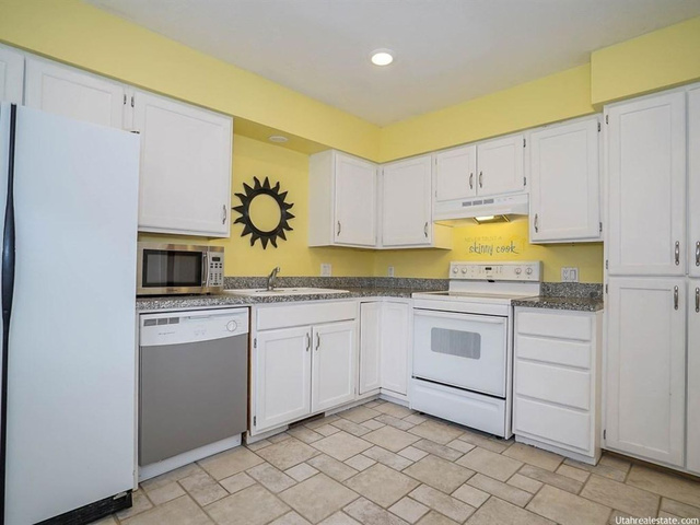 488 E 200 S #7B, Clearfield, UT 84015 — photo 5