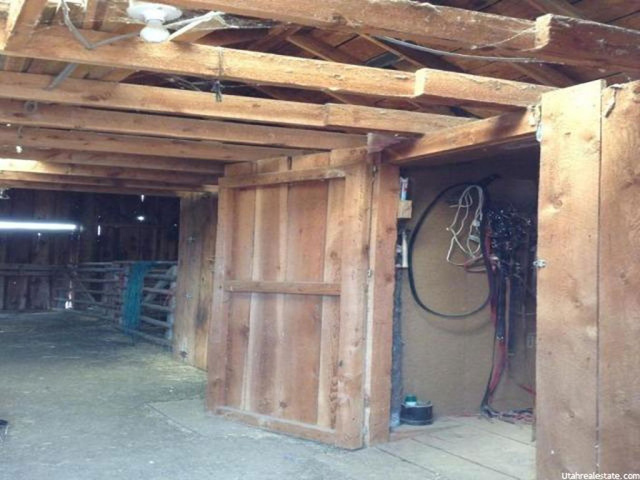 Challis, ID 83226 — photo 5