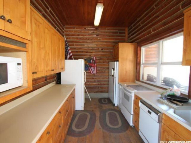 1077 N Hillside E, Provo, UT 84604 — photo 4