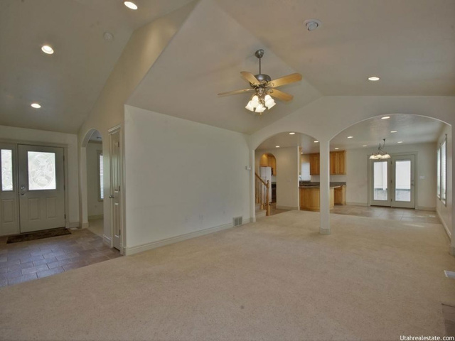 16 E 2150 N, Centerville, UT 84014 — photo 7