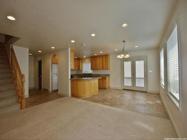 16 E 2150 N, Centerville, UT 84014 — photo 8