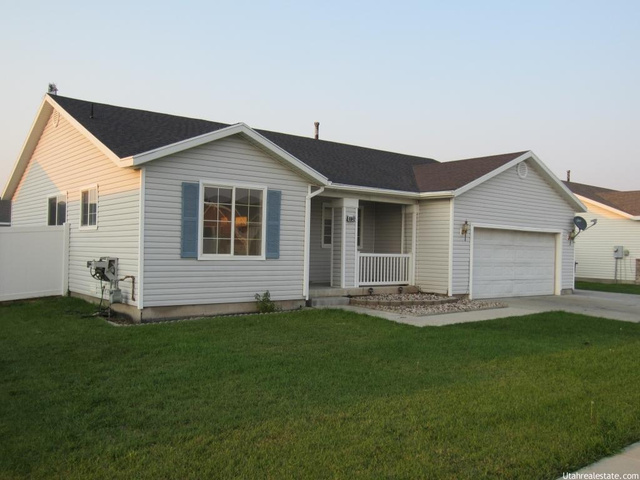 4042 W 5060 S, Roy, UT 84067