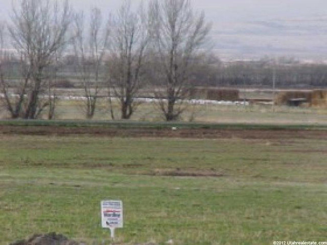 830 W 300 N #6, Hyrum, UT 84319 — photo 2