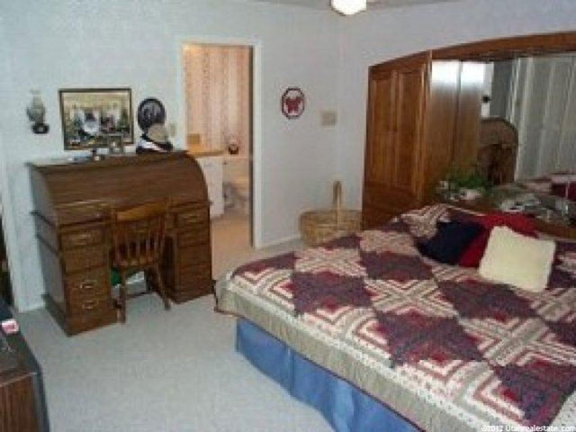 1548 N Main St, Centerville, UT 84014 — photo 5