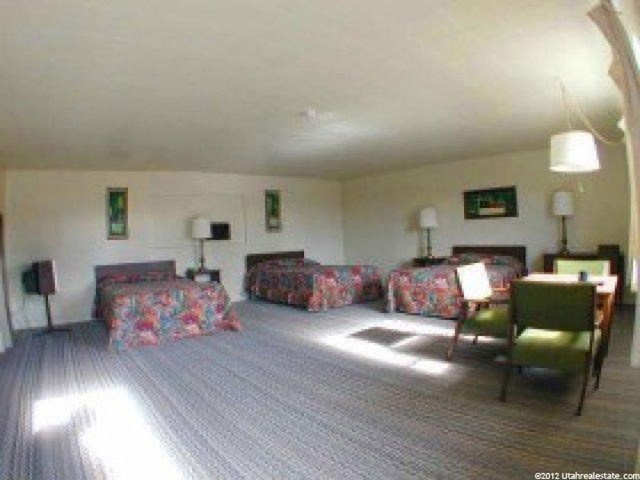 227 N Highway 89, Hatch, UT 84735 — photo 8