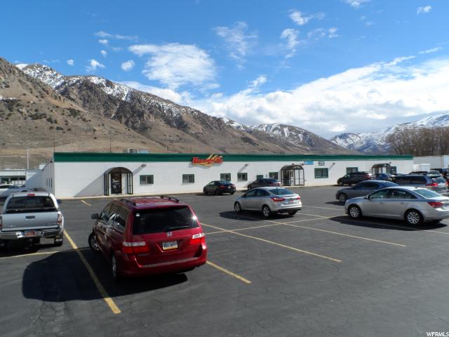 1080 N MAIN ST