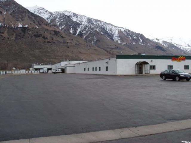 1080 N MAIN ST