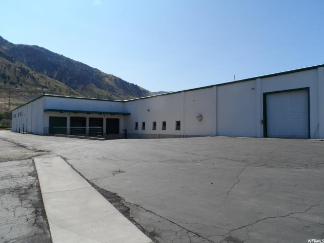 1080 N MAIN ST