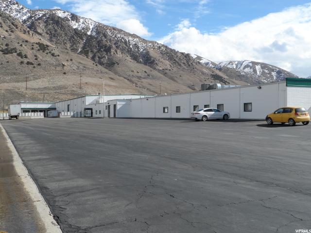 1080 N MAIN ST