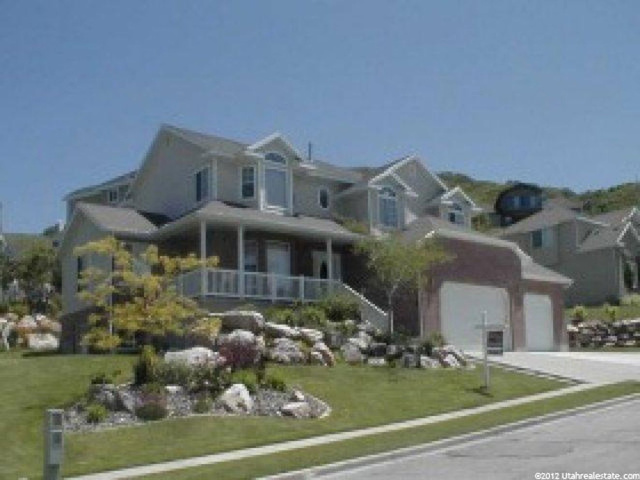 3759 S Huntington Dr, Bountiful, UT 84010 — photo 2