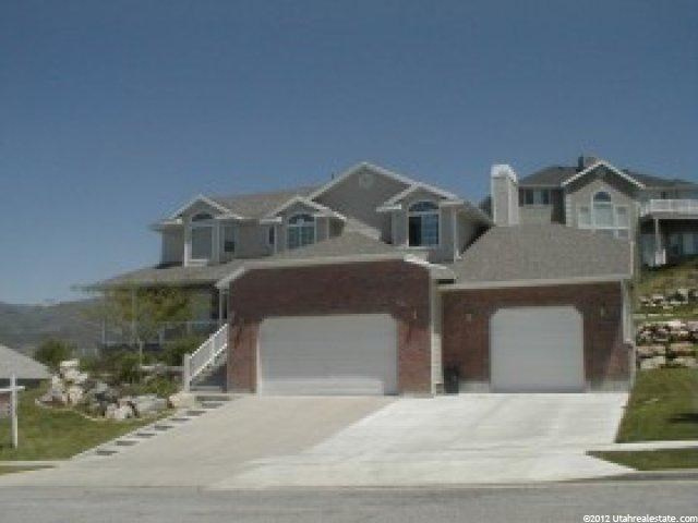 3759 S Huntington Dr, Bountiful, UT 84010 — photo 3