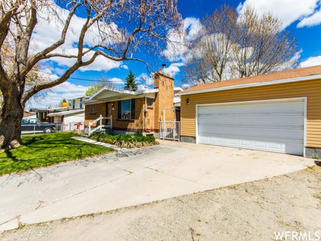 1172 N 3000 W, Clinton, UT 84015 — photo 3