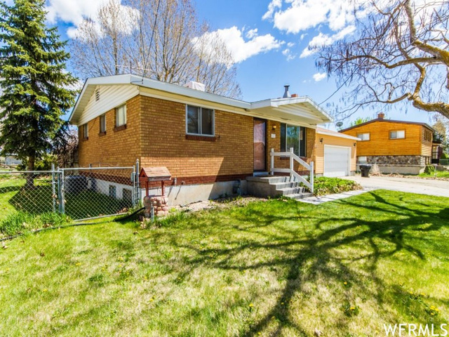 1172 N 3000 W, Clinton, UT 84015 — photo 2