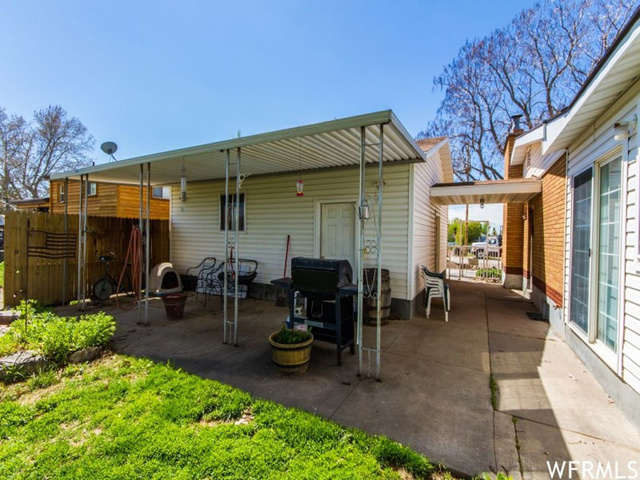 1172 N 3000 W, Clinton, UT 84015 — photo 5