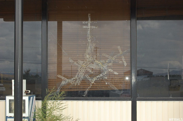 25 S 1600 E, Tremonton, UT 84337 — photo 10