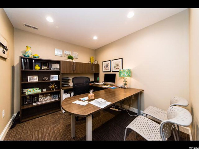 916 N Main St E, Logan, UT 84321 — photo 8