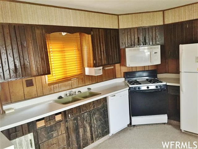 460 E Main, Myton, UT 84052 — photo 2