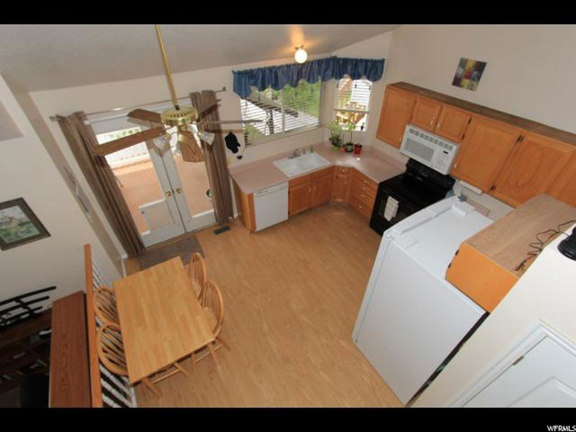 576 E Thatcher Way, Midvale, UT 84047 — photo 9