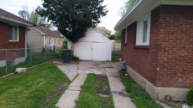 518 32nd St, Ogden, UT 84403 — photo 2