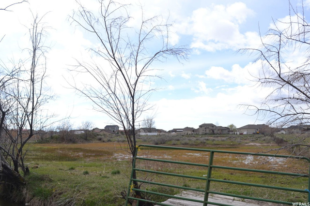 5573 S 4300 W, Hooper, UT 84315 — photo 8
