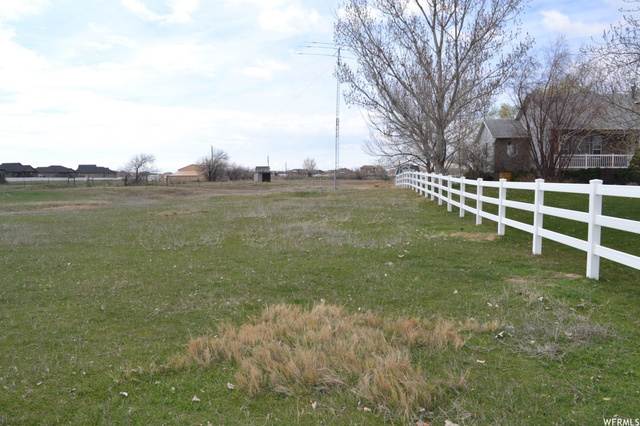 5573 S 4300 W, Hooper, UT 84315 — photo 3