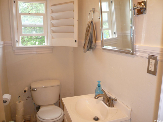 326 W 100 S, Logan, UT 84321 — photo 9