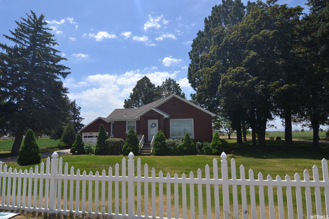 3689 W 2550 S, Taylor, UT 84401 — photo 10