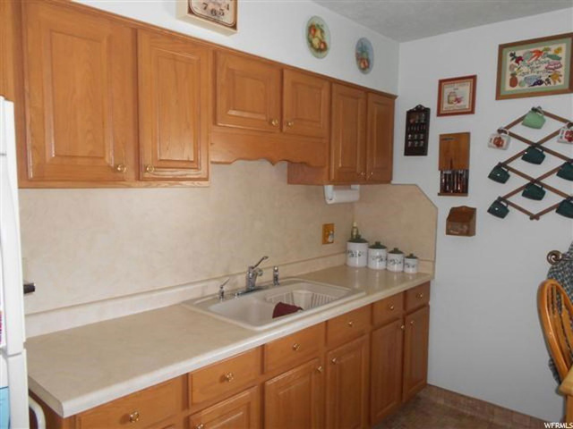 309 E 300 N, Price, UT 84501 — photo 9