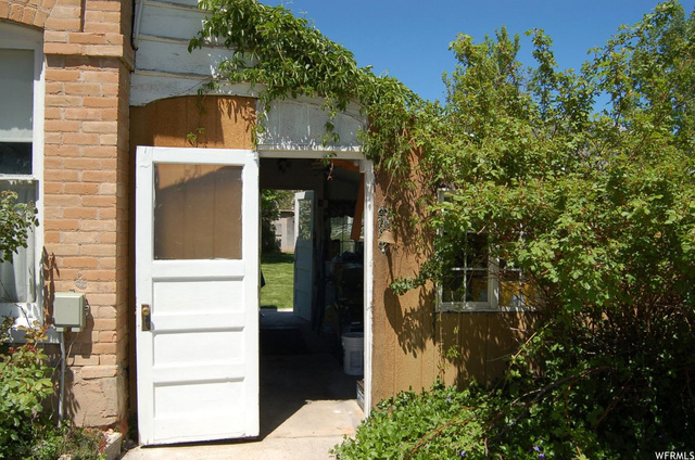 215 E 200 S, Nephi, UT 84648 — photo 8
