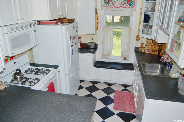 215 E 200 S, Nephi, UT 84648 — photo 11