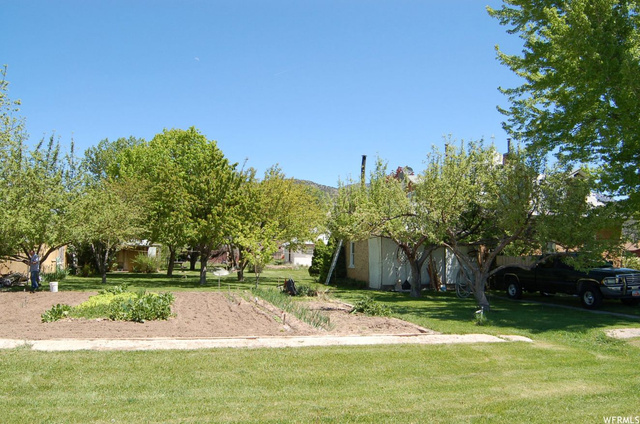 215 E 200 S, Nephi, UT 84648 — photo 4