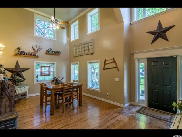425 E Oneida St, Preston, ID 83263 — photo 2