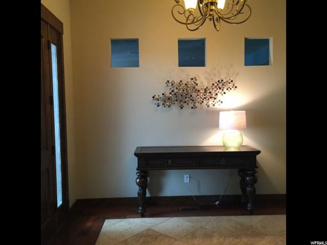 2596 S Fairway Cir E, Bountiful, UT 84010 — photo 5