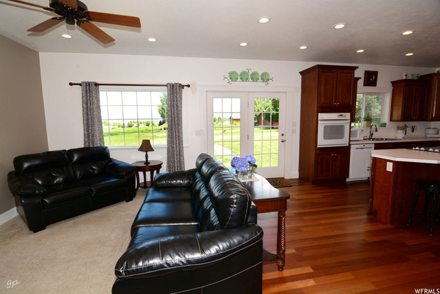 567 E 2200 N, North Logan, UT 84341 — photo 10